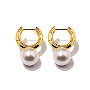 Exquisite Fashion Elegant Glossy Pearl Stud Earrings