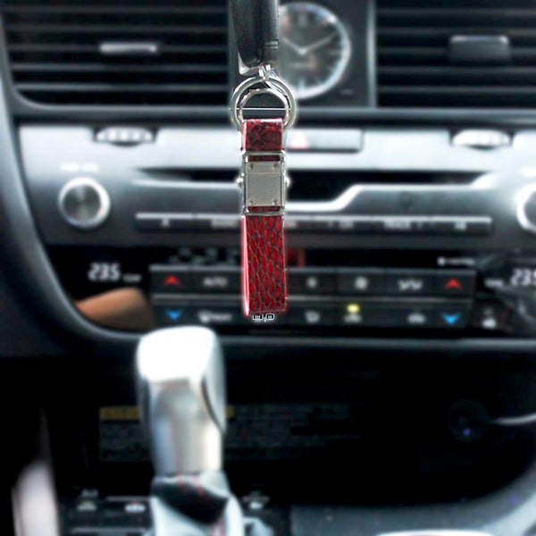Red Snake Genuine Leather keychain Push Button Removable KeyRing Clip Car Key Chain for Man and Woman